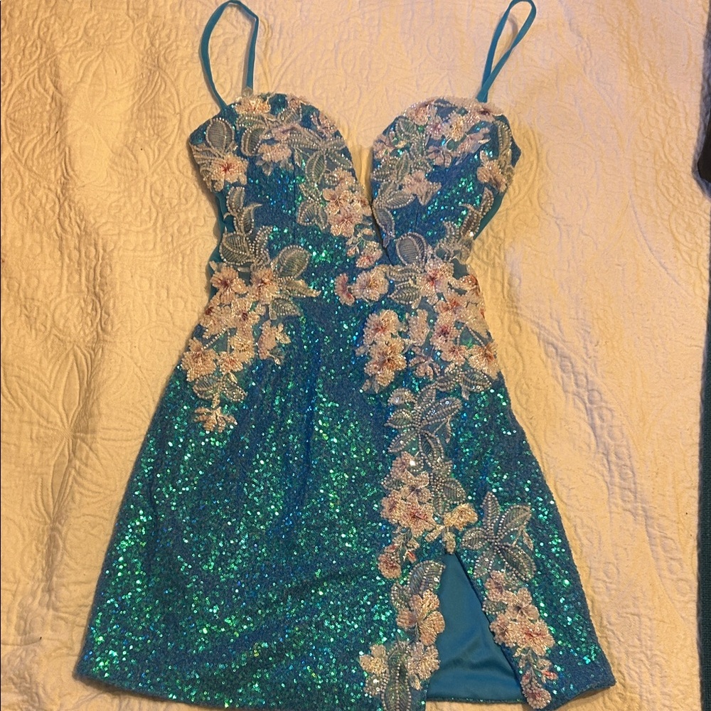 Elegant Blue Sequin Prom Dress